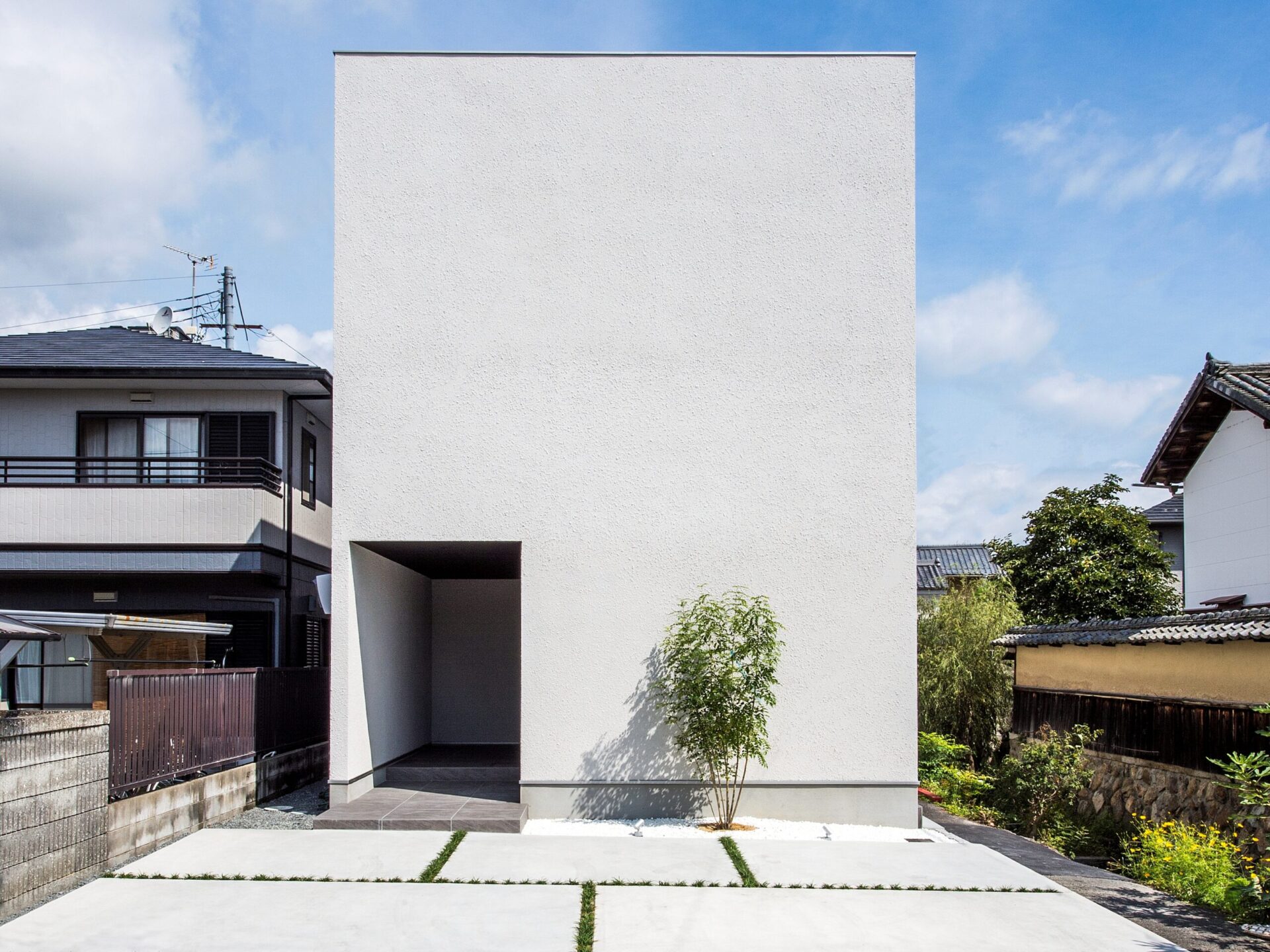 ホテルライクなシンプルモダンの住まい