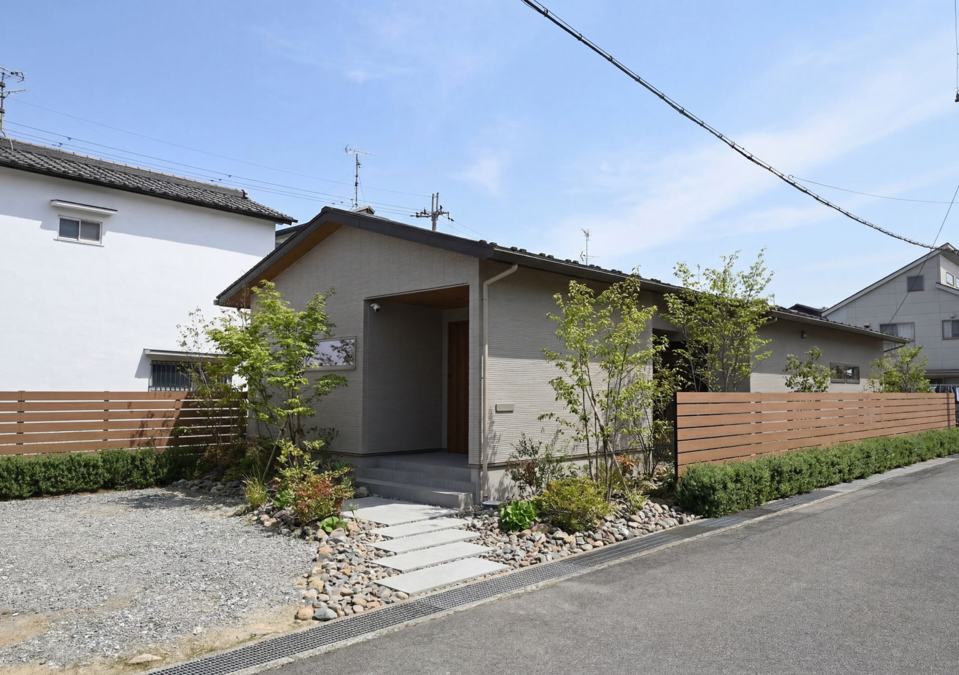 和モダンの平屋